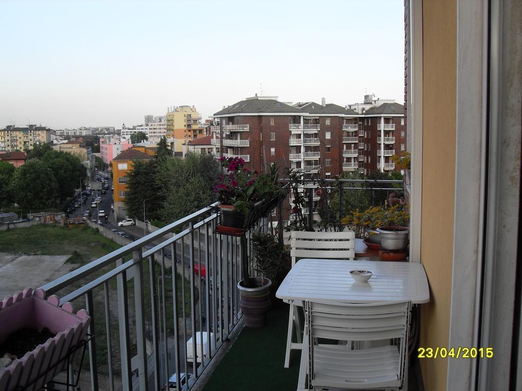Milan House Hotel Szoba fotó